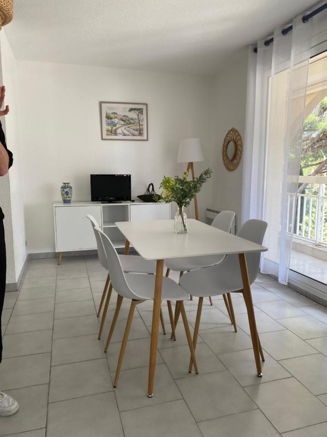 Superbe Appartement Cosy Vue Mer Pieds Dans L'Eau Cavalaire-sur-Mer Exterior foto
