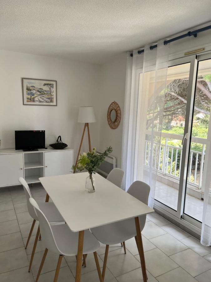 Superbe Appartement Cosy Vue Mer Pieds Dans L'Eau Cavalaire-sur-Mer Exterior foto